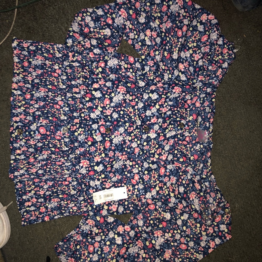 Floral button up size XL